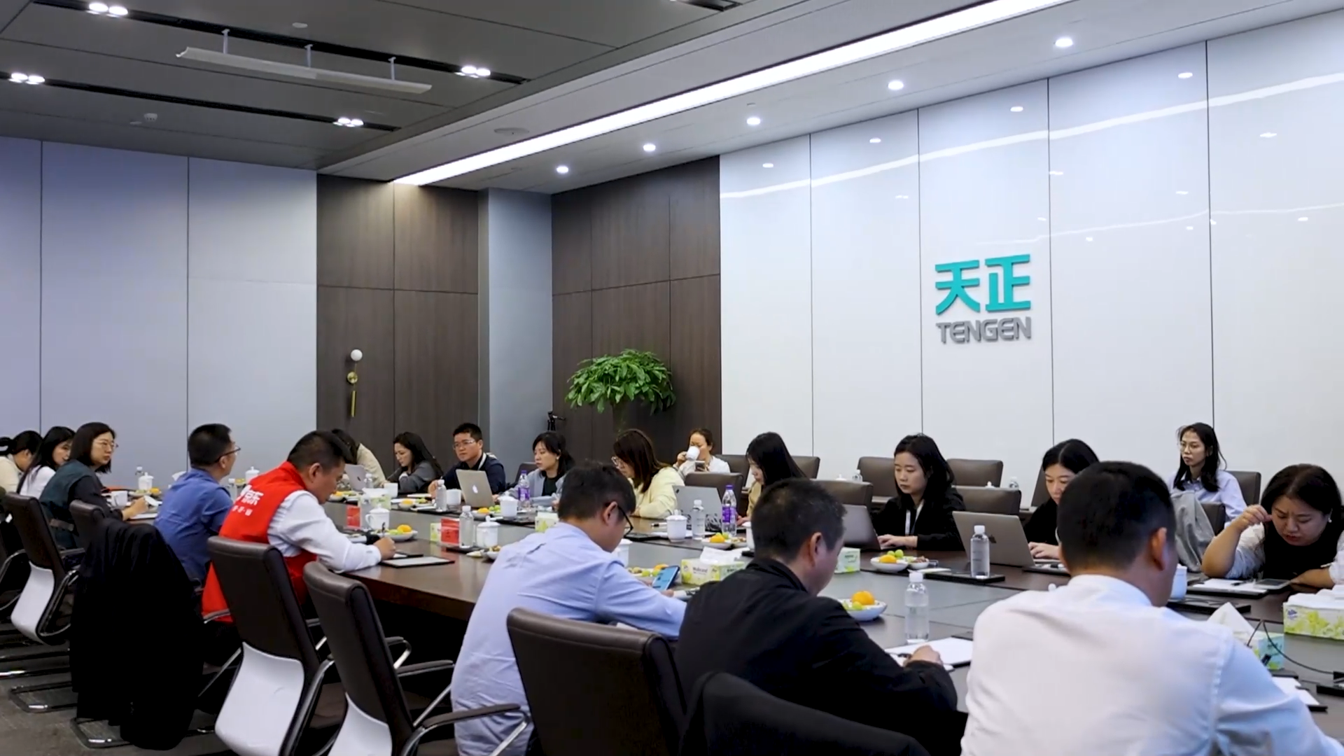 京东工业走进爱游戏，探访产业数智化之路！